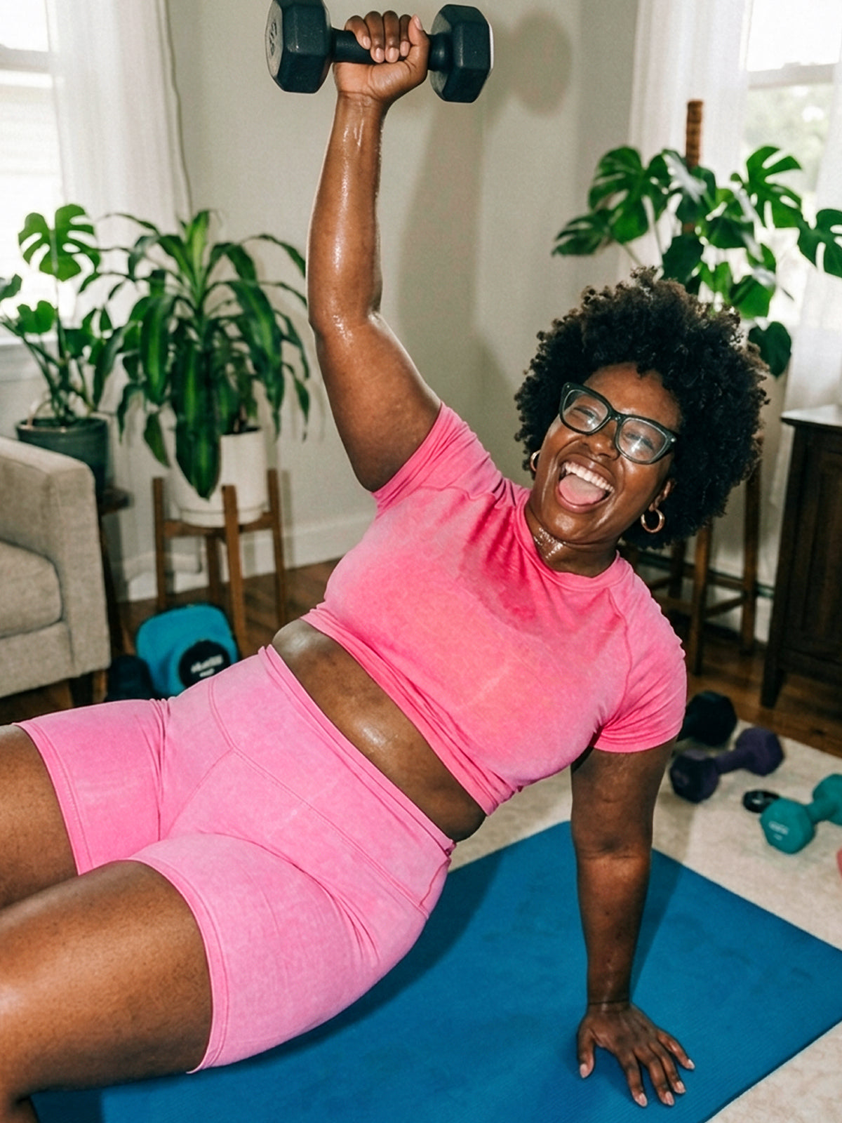 Creatine for Women: How It Helps During Perimenopause